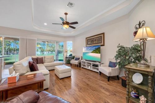 317 Harvard Ln, Naples, FL 34104-5700