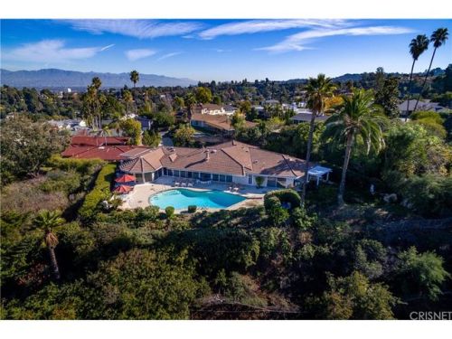 3973 Westfall Dr, Van Nuys, CA 91436-3709