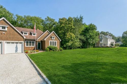318 Newtown Ave, Norwalk, CT 06851-2532
