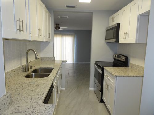 4875 Sisson Rd, Titusville FL  32780-7236 exterior