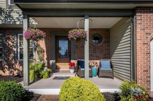 202 Macduff Ct, Gibsonia, PA 15044-9497