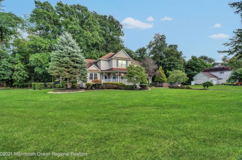 305 Bartley Rd, Jackson Twp NJ  08527-1166 exterior