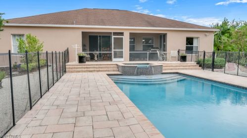 3265 52 Ave, Naples FL  34120-1797 exterior