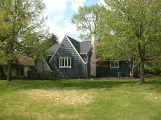 266 Beverly Pl, Columbus, OH 43085-3801