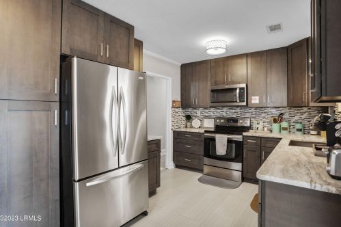 913 Belleview Cir, Beaufort SC  29902-6917 exterior