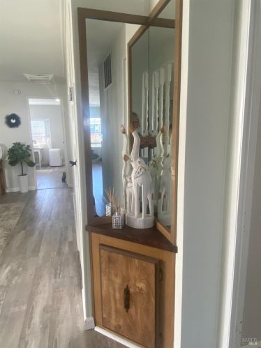 172 Pear Ln, Santa Rosa CA  95407-7664 exterior