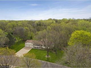 2330 Quinwood Ln, Minneapolis, MN 55441-3913