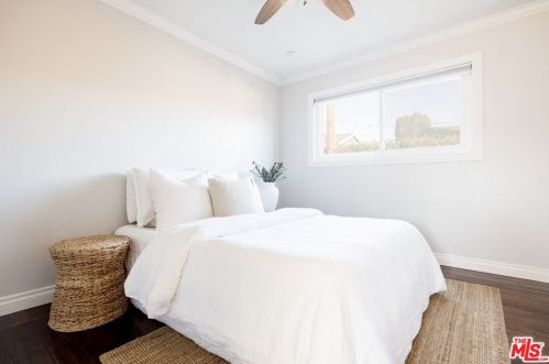 2172 Lysander Ave, Simi Valley CA 93065-1756 exterior