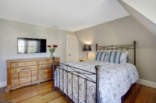 496 Ridgewood Ave, Glen Ridge NJ  07028-1820 exterior