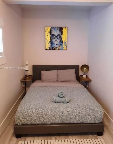 1104 14th Ave, Hollywood FL  33020-6420 exterior