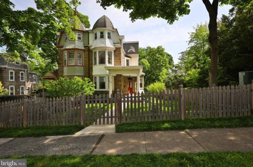 7109 Chew Ave, Philadelphia, PA 19119-1815