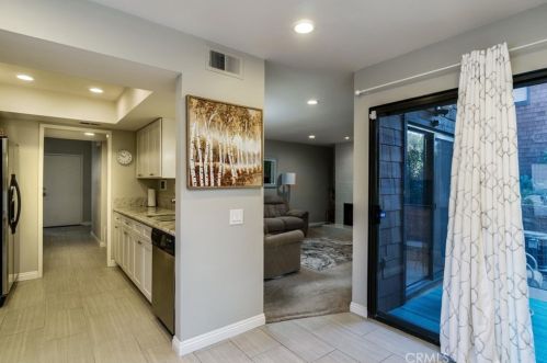 27833 Tierra Vista Rd, Temecula CA  92592-3078 exterior