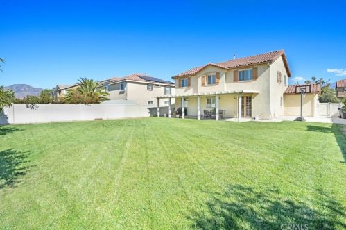 1533 Rose St, Redlands CA  92374-4735 exterior