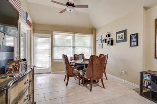 9509 Orangewood Trl, Denton TX 76207-8623 exterior