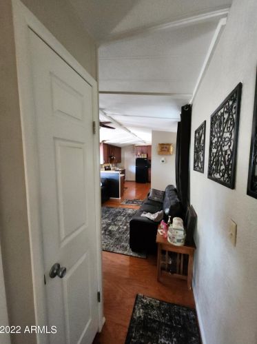 18214 2nd St, Phoenix AZ  85022-1006 exterior