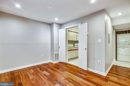 11220 Beaver Trail Ct, Herndon VA  20191-4352 exterior