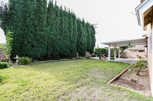 946 Mathewson Ave, Placentia CA  92870-2141 exterior