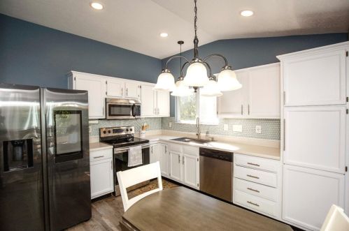 39 Amelia Park Dr, Amelia OH  45102-1898 exterior