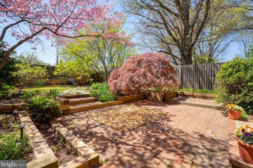 900 Bancroft Pkwy, Wilmington DE  19805-2642 exterior