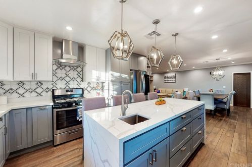 16931 Hart St, Van Nuys CA 91406-4507 exterior