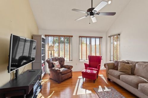 9 Noto Dr, North Providence RI  02904-2905 exterior