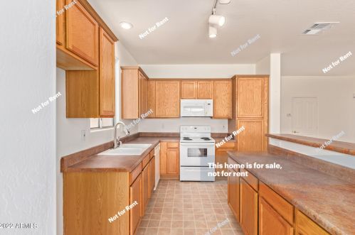 9521 Coolidge St, Phoenix, AZ 85037-1345