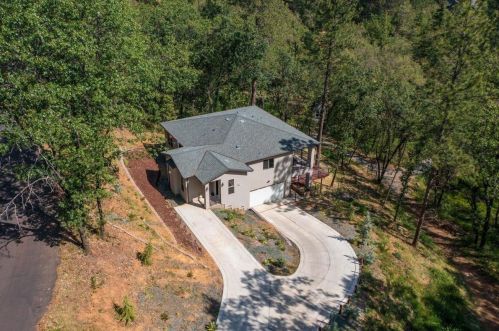559 Greenwood Dr, Meadow Vista CA  95722-9708 exterior