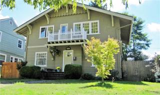 205 Maple Park Ave, Olympia, WA 98501-2239