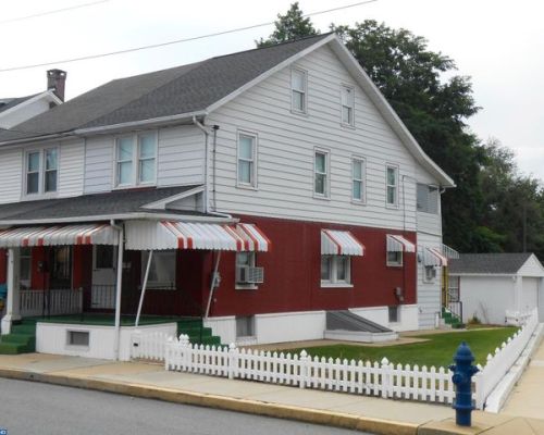354 Duke St, Ephrata, PA 17522-2035
