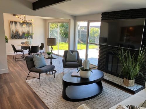 4903 Banewell Ave, Covina CA  91722-1206 exterior