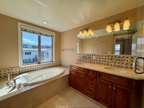 208 Calle Miramar, Redondo Beach CA  90277-6206 exterior