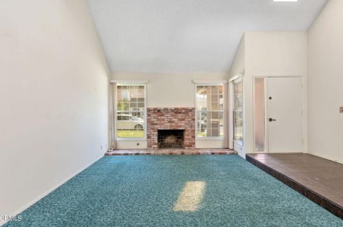 2243 Brower St, Simi Valley CA  93065-2501 exterior