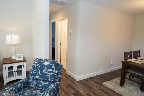 2 Highland Dr, Seaford DE  19973-4827 exterior