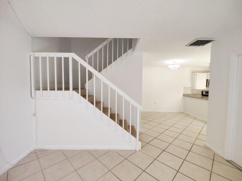 2502 25 Ln, West Palm Beach FL  33418-3572 exterior