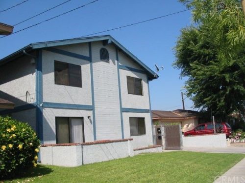 8434 Fontana St, Downey, CA 90241-5115