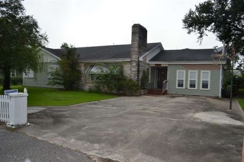 114 188th St, Galliano, LA 70354-3819