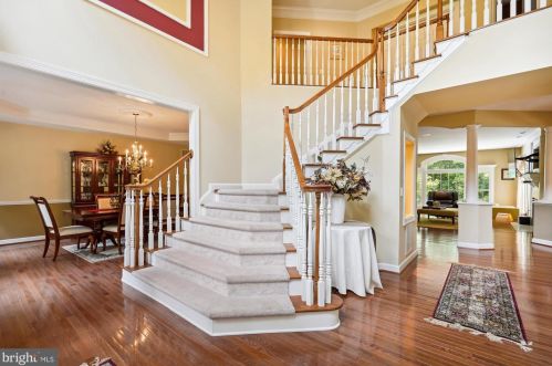2299 Mountain Rd, Haymarket, VA 20169-1548