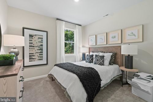 17503 Jackson Dr, Bowling Green VA  22427-9329 exterior