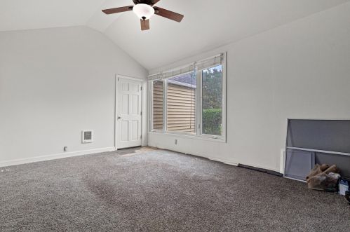 4480 70, Milwaukee WI 53218-5408 exterior