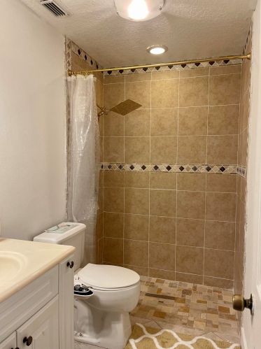 525 Billiar Ave, Fort Pierce FL  34983-8730 exterior