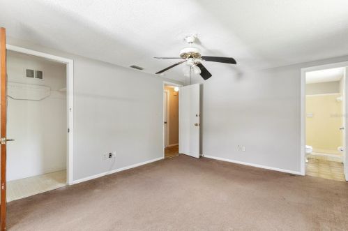 1045 Breezewood Dr, Lakeland FL  33809-3851 exterior