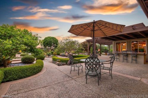 14203 Caminito Vistana, San Diego CA 92130-3724 exterior