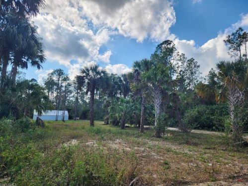 4150 10th Ave, Naples FL  34117-9119 exterior