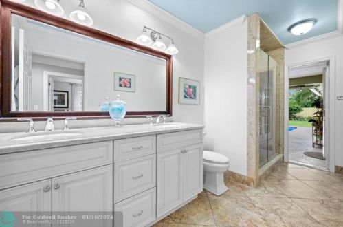 342 Knotty Wood Ln, West Palm Beach FL  33414-7807 exterior