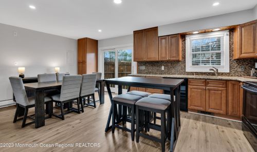 2237 Emerald Park Dr, Lacey NJ  08731-3716 exterior