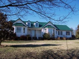 2609 Old Pond Dr, Lincolnton, NC 28092-6111