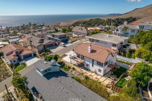 800 Merced St, Pismo Beach, CA 93449-2443