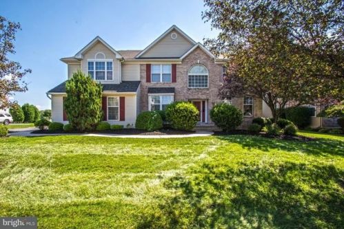 325 Starboard Dr, Bear, DE 19701-2297