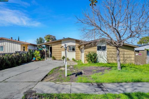 3328 Betty Ln, West Pittsburg, CA 94565-4802