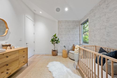 249 Blithedale Ave, Mill Valley CA  94941-2052 exterior